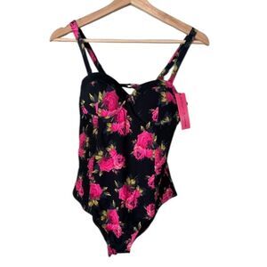Betsey Johnson 1PC swimsuit Size M Floral New with tags
